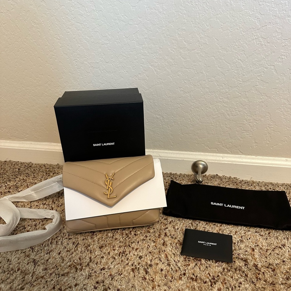Saint Laurent Toy Loulou Matelassé Leather Shoulder Bag